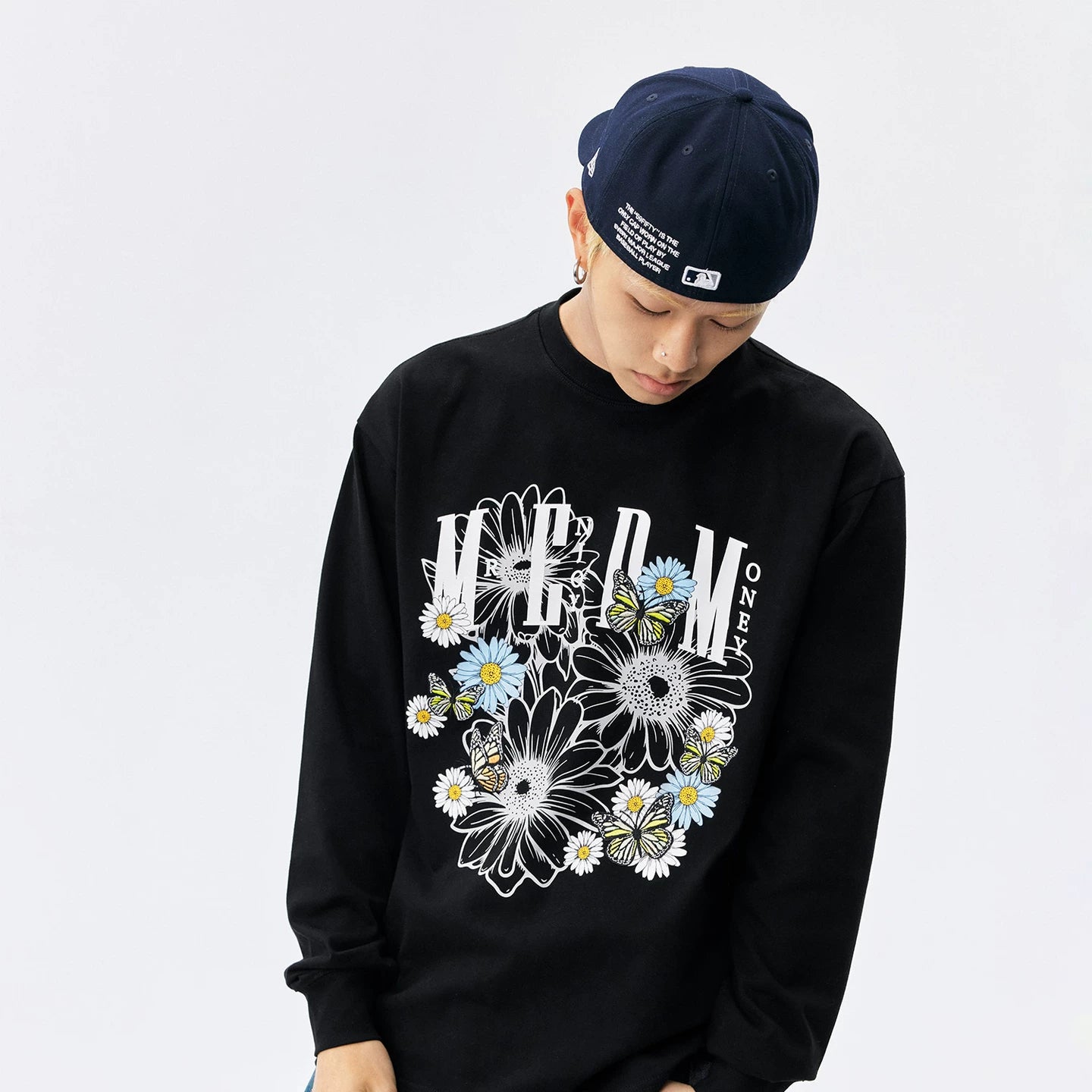 MEDM New Product Letter Color Flower Printed Round Neck Casual Long Sleeve T-shirt Trendy Brand Street Versatile Loose Couple Top