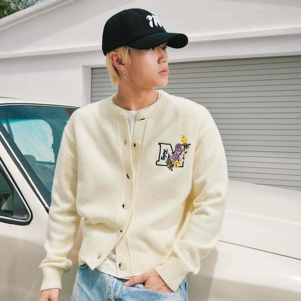 MEDM line floral embroidery casual cardigan sweater for spring and autumn men and women lazy loose couple knit sweater jacket