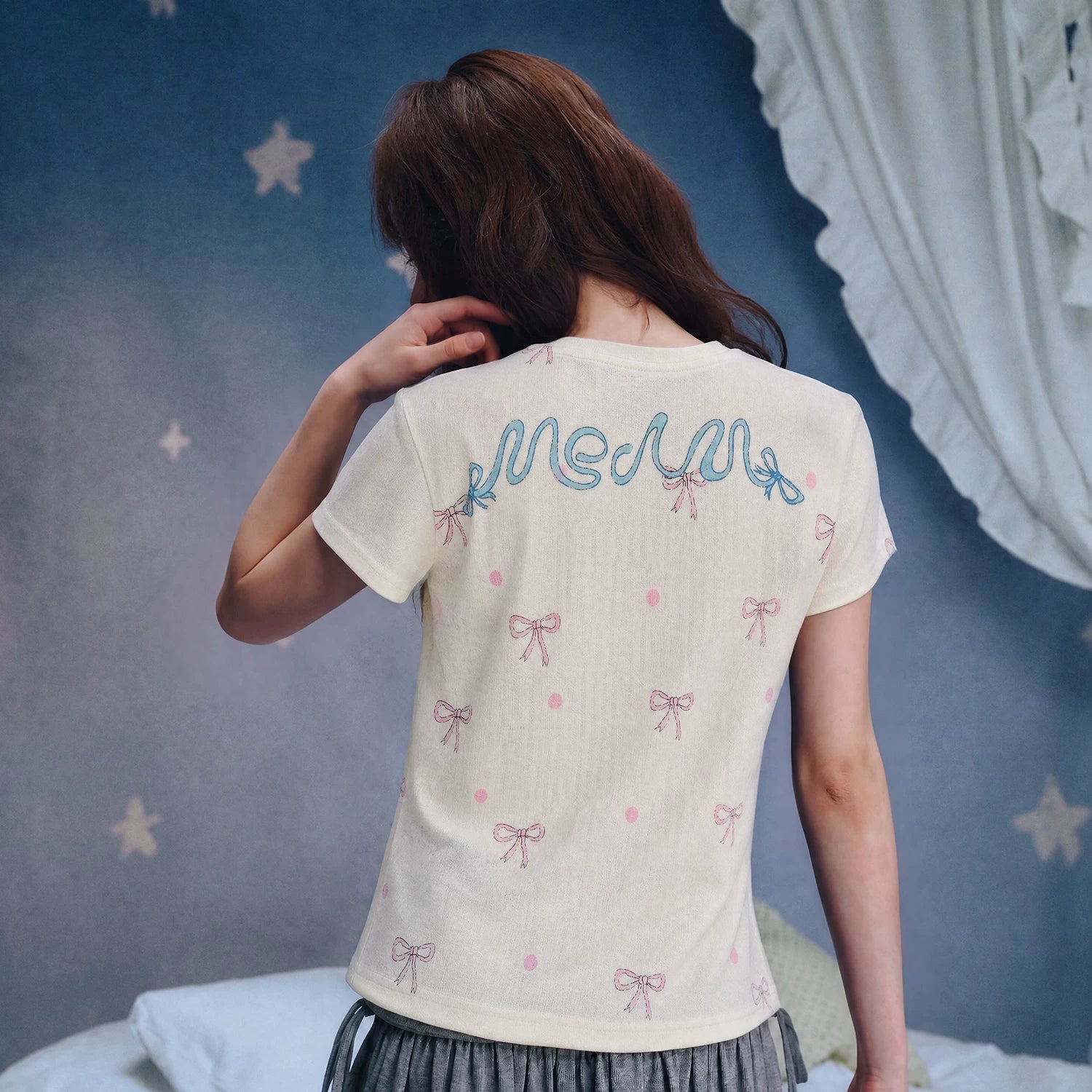 MEDM × Iria mailbox collaboration mailbox bow double printed logo slim fit short sleeved casual T-shirt for women