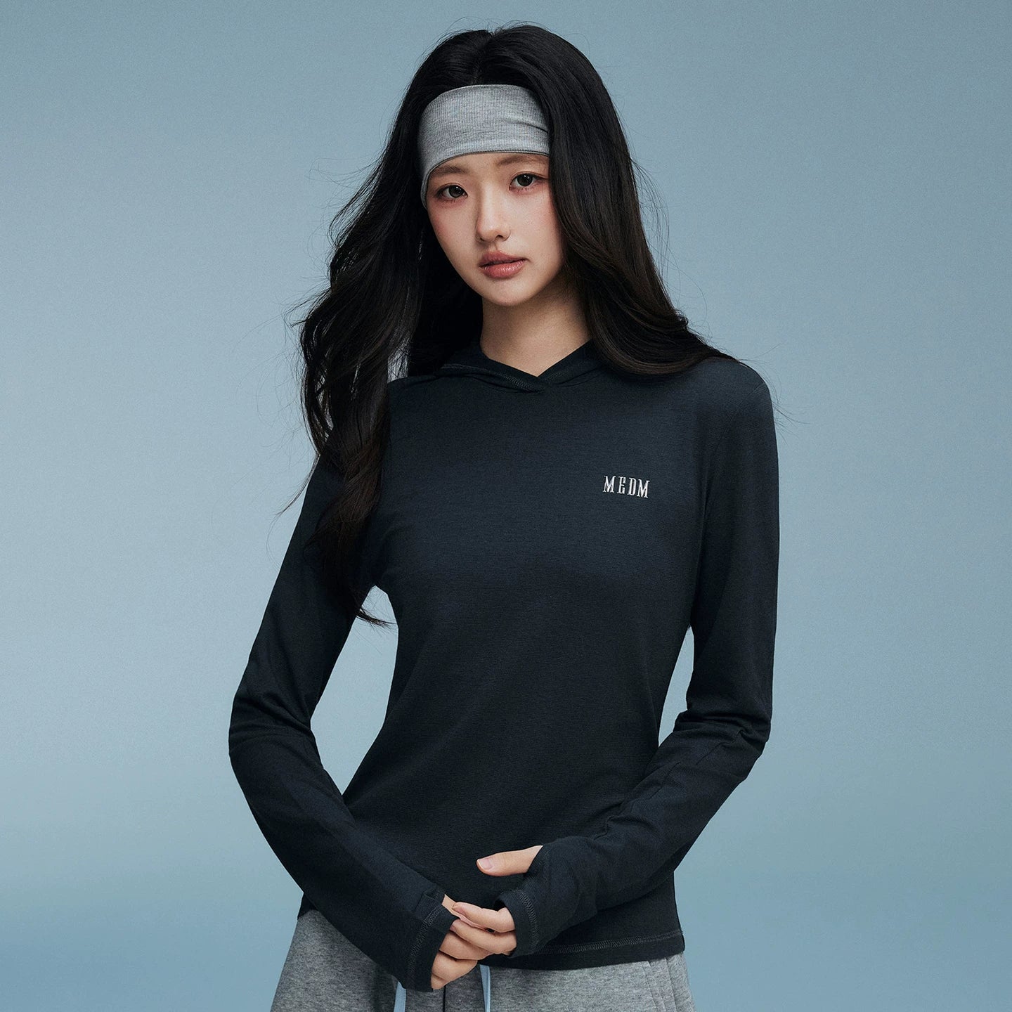 MEDM Cool Quick Drying Thin Casual Sunscreen Hoodie for Summer Commuting Breathable Sweating Slim Fit Long Sleeve T-shirt for Women