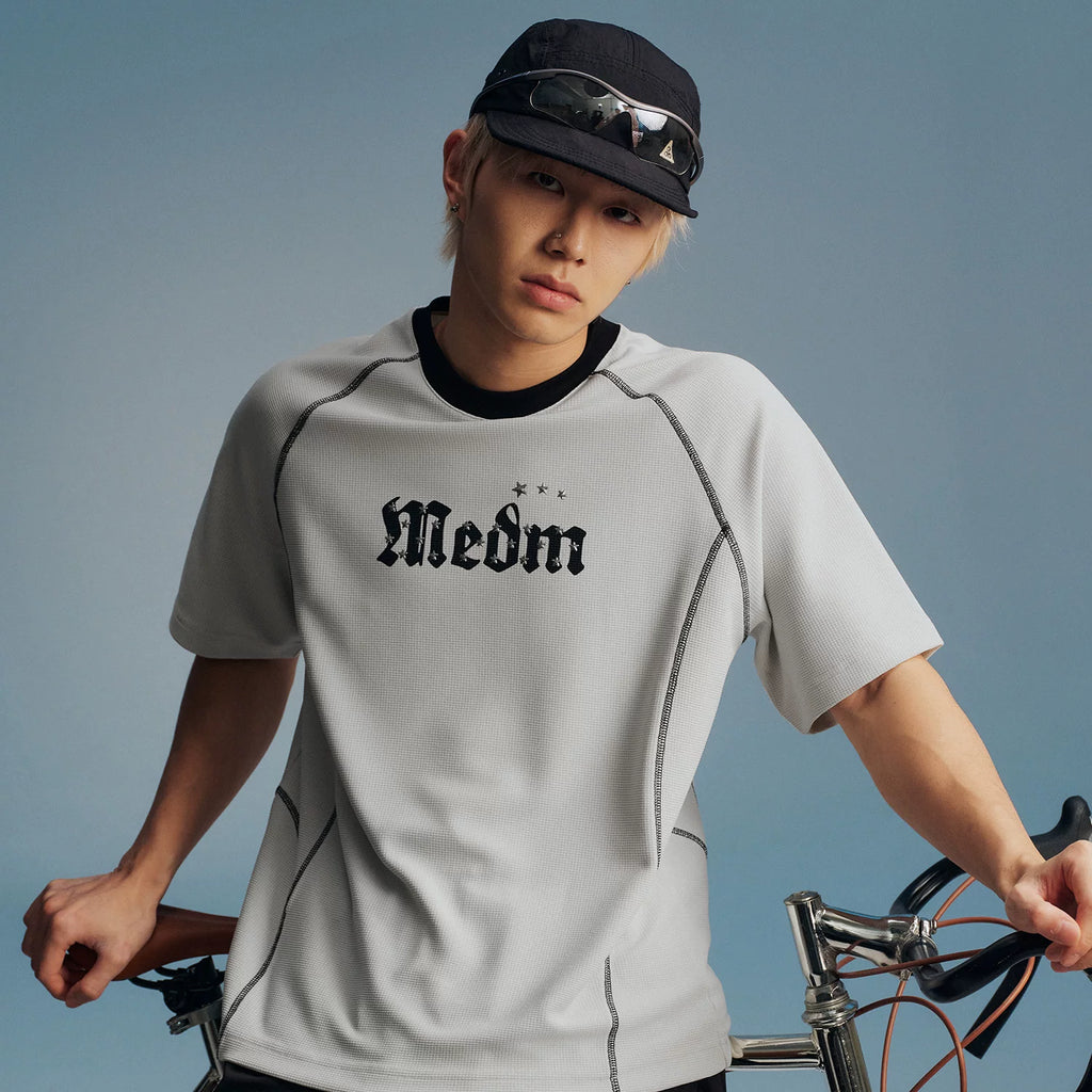 MEDM contrasting color reverse car curve starry sky casual short sleeved high street letter printed functional style loose T-shirt for men