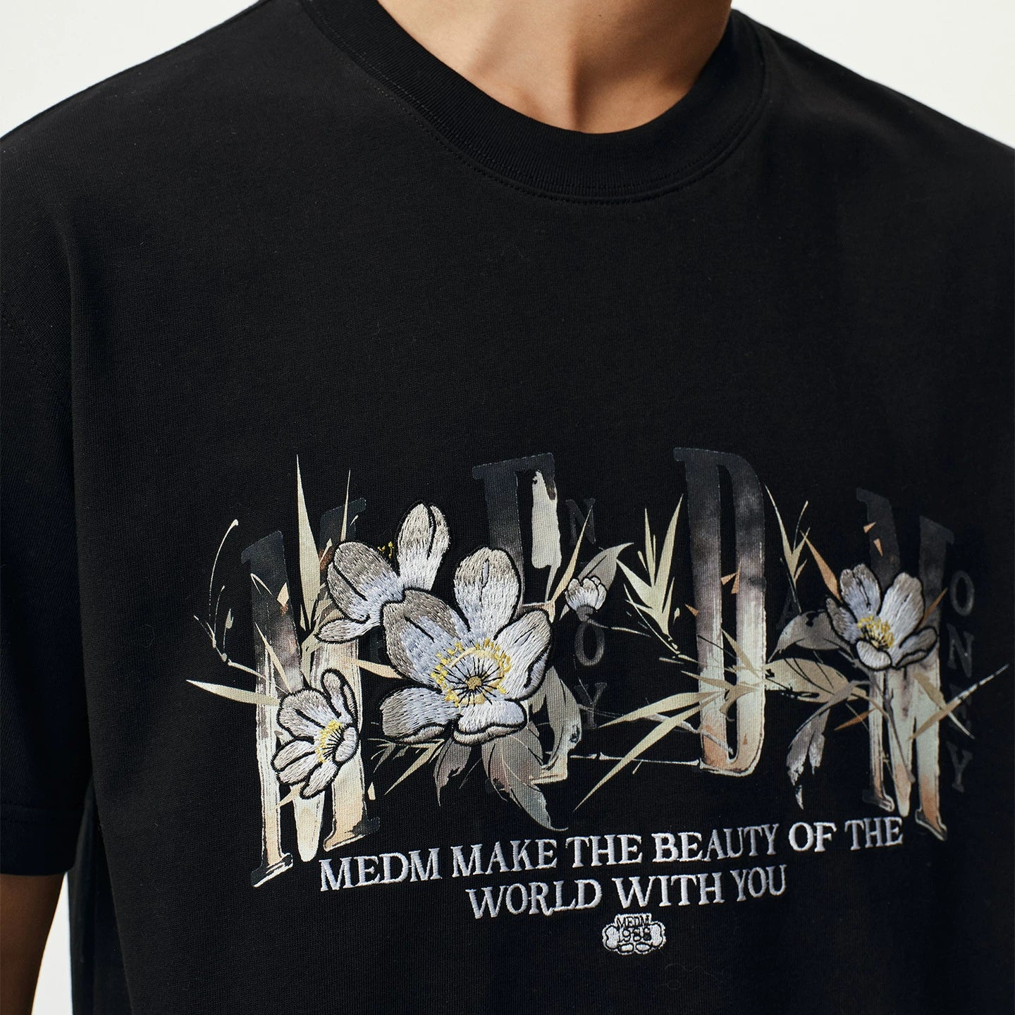 MEDM Ink Flower Embroidery Letter Printing Casual Round Neck T-shirt Chinese Style Commuter Loose Round Neck Couple Short Sleeve