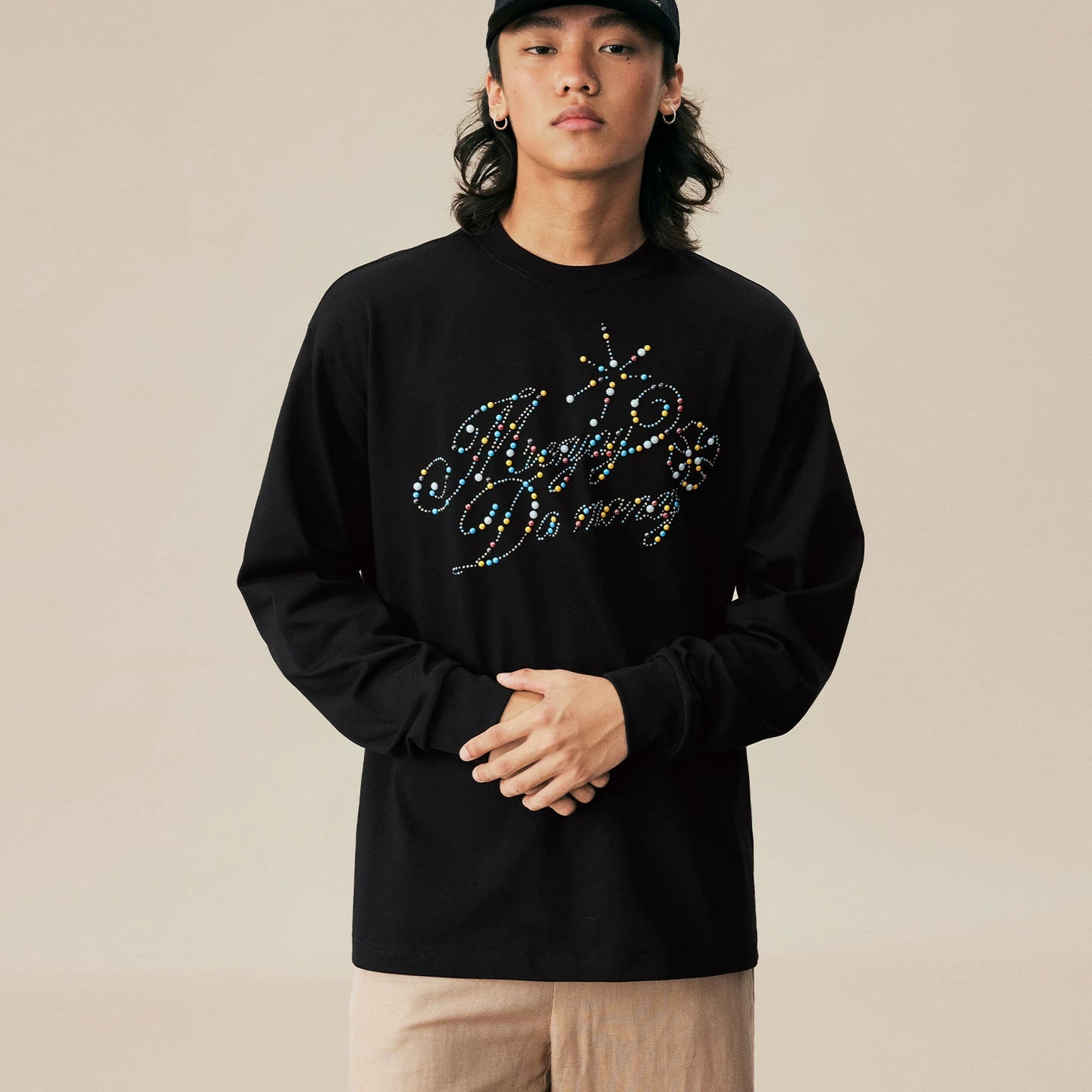MEDM colored stone nail bead logo casual round neck long sleeved T-shirt trendy, fashionable, comfortable, loose couple top for autumn and winter