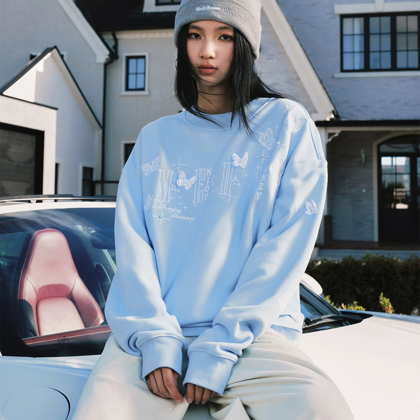 MEDM's new three-dimensional butterfly casual round neck hoodie for spring and autumn, American style loose couple pullover with fleece top for men