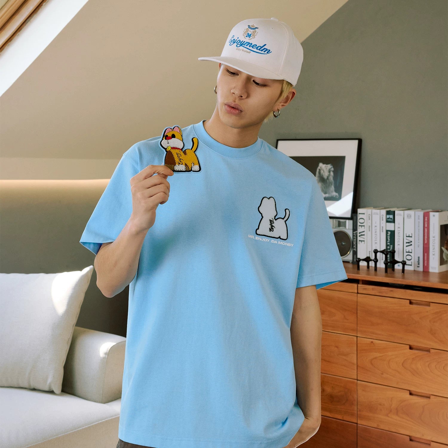 MEDM Pet Kitten Toothbrush Embroidery Velcro Short Sleeve Casual T-shirt Simple and Versatile for Men and Women Couple Short Tee