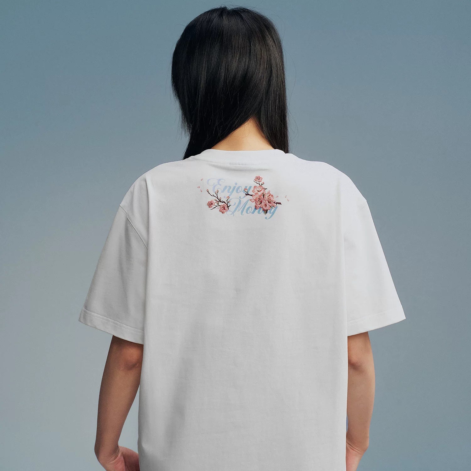 MEDM Four Character Cherry Blossom Embroidered Letter Printed Casual Round Neck T-shirt 26 Summer New Street Versatile Loose Short Sleeve
