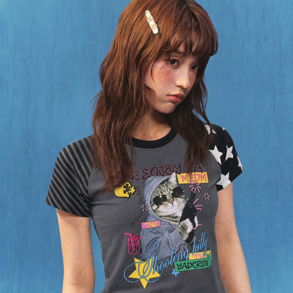 MEDMxYAD co branded cat and dog battle print pattern shoulder T-shirt cute letters three-dimensional loose short sleeved women