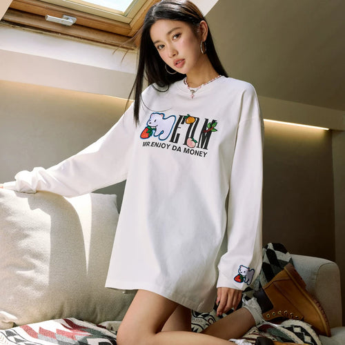 MEDM Capibala animal element small world long sleeved T-shirt for men's autumn loose casual couple versatile top