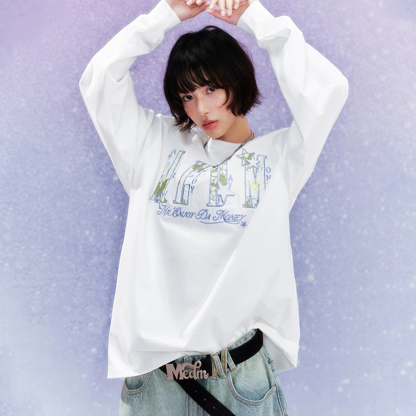 MEDM letter hollowed out flower patch casual long sleeved T-shirt simple and versatile commuting round neck couple top for spring and autumn