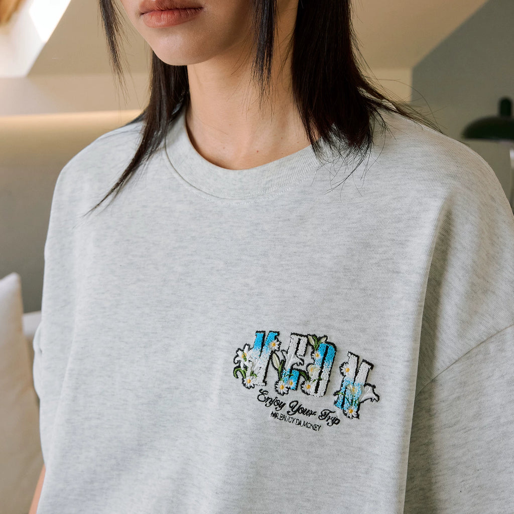 MEDM Flower Embroidery Short Sleeve T-shirt Pure Cotton China-Chic Youth Loose Fit T-shirt Hou Minghao Same Summer Fashion T