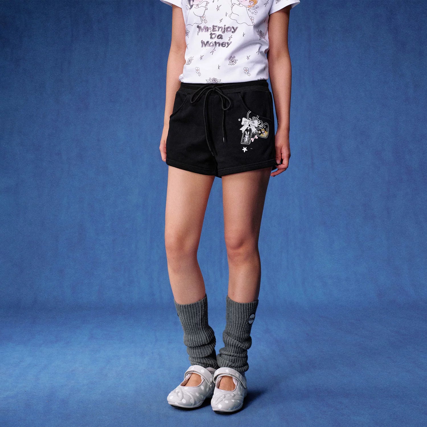 MEDM Cute Graffiti Keychain Heavy Fabric Ultra Short Pants Street Spicy Girl Style Basic Versatile Casual Pants Women