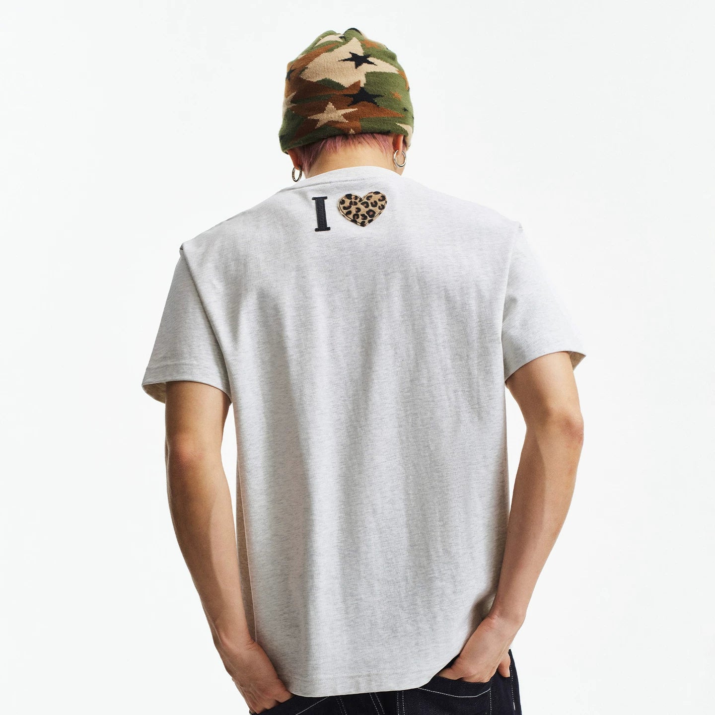 MEDM double-layer leather leopard print patch logo, four character casual round neck short sleeved shirt on the chest, summer new loose couple T-shirt