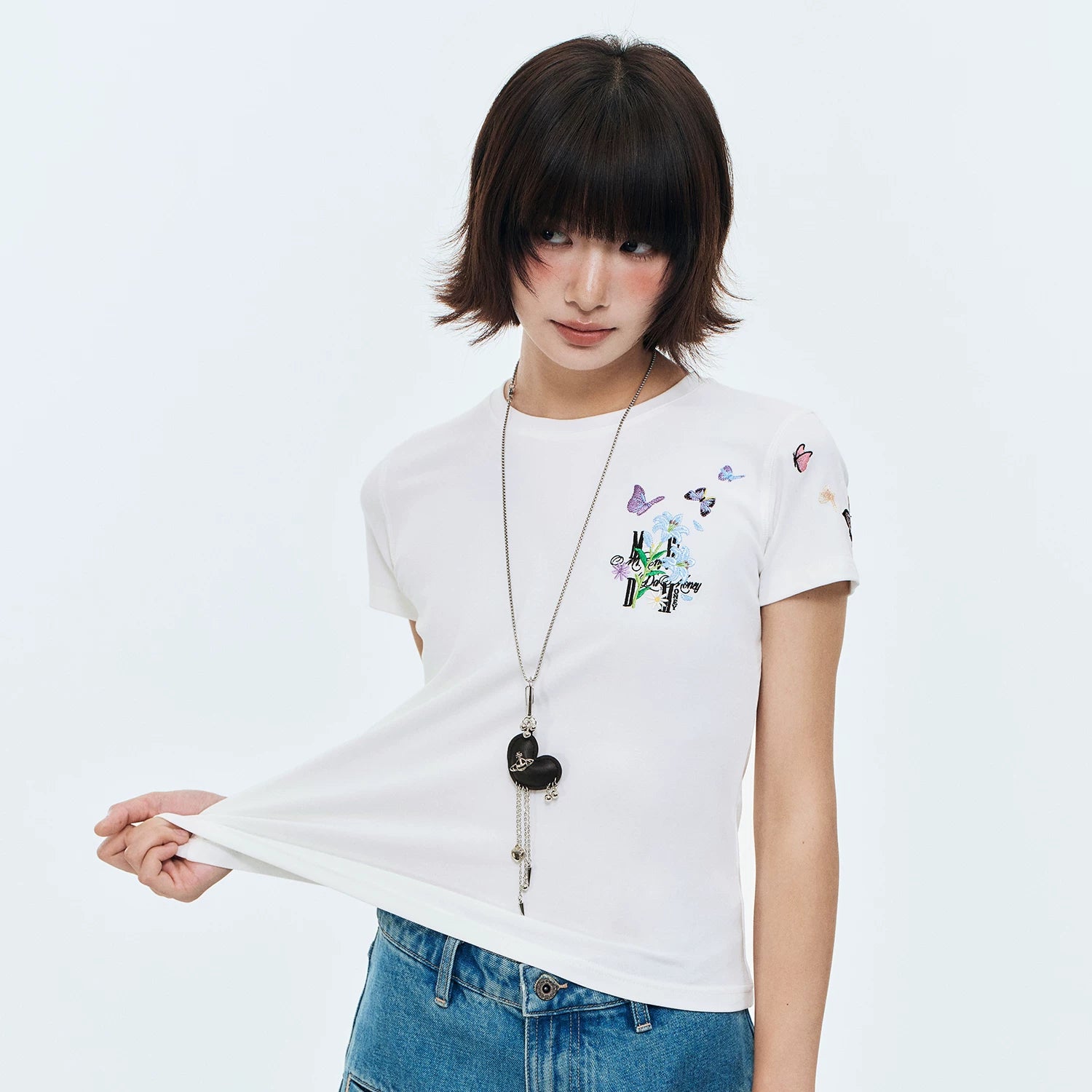 MEDM Butterfly Wrapped Magnolia Embroidered Logo Casual T-shirt Trendy Versatile Slim Fit Look Round Neck Short Sleeve Women