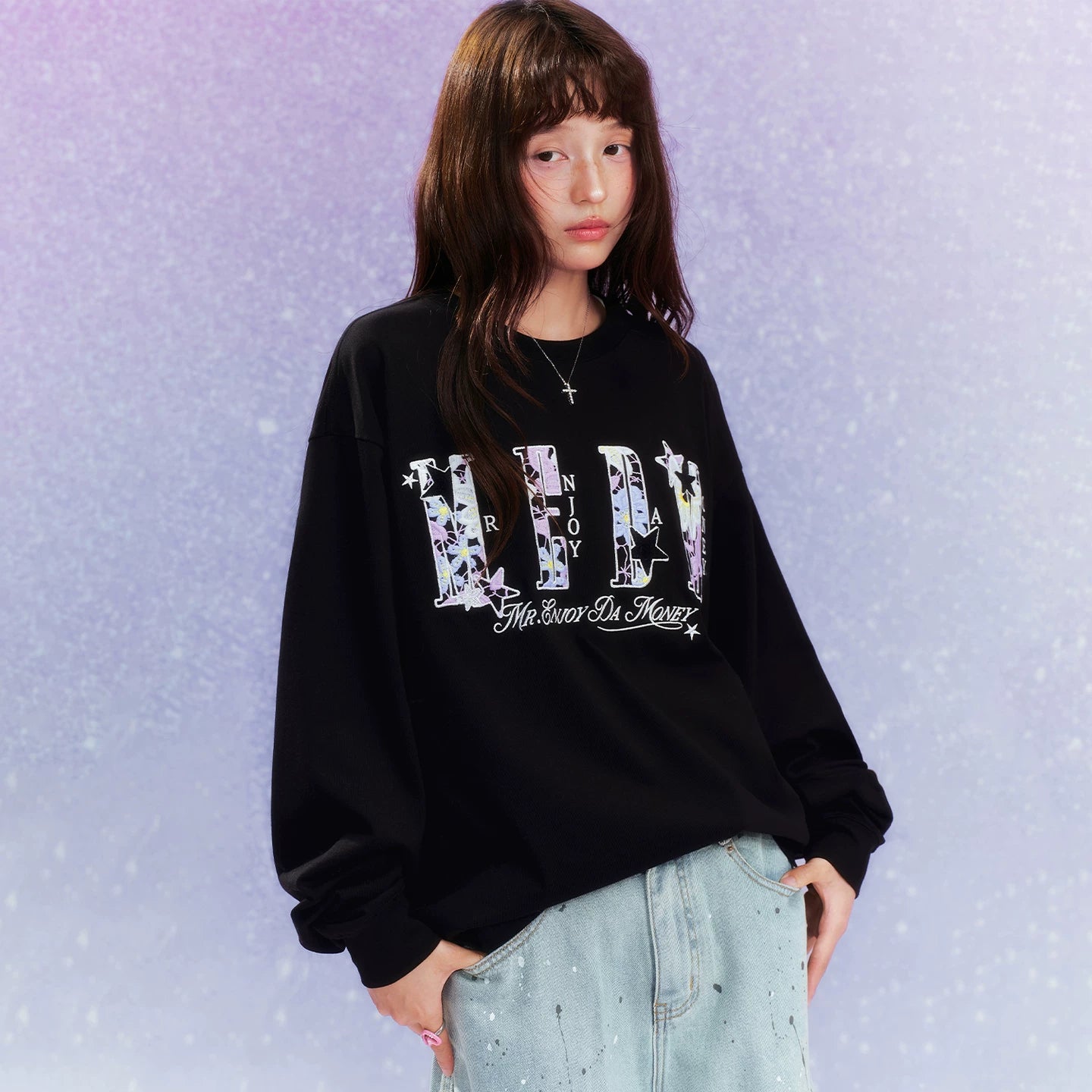 MEDM letter hollowed out flower patch casual long sleeved T-shirt simple and versatile commuting round neck couple top for spring and autumn