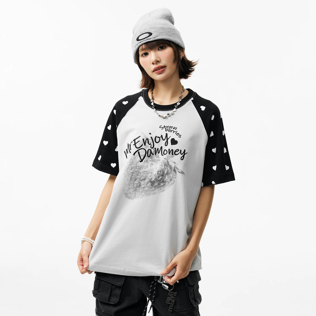 MEDM vintage washed strawberry printed raglan sleeves with heart-shaped polka dot short sleeves, trendy street girl style casual T-shirt