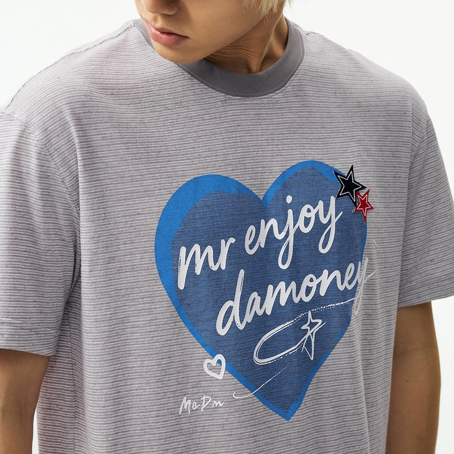 MEDM slim striped heart-shaped graffiti contrasting loose short sleeved trendy letter slim fit sweet cool slightly wide casual T-shirt