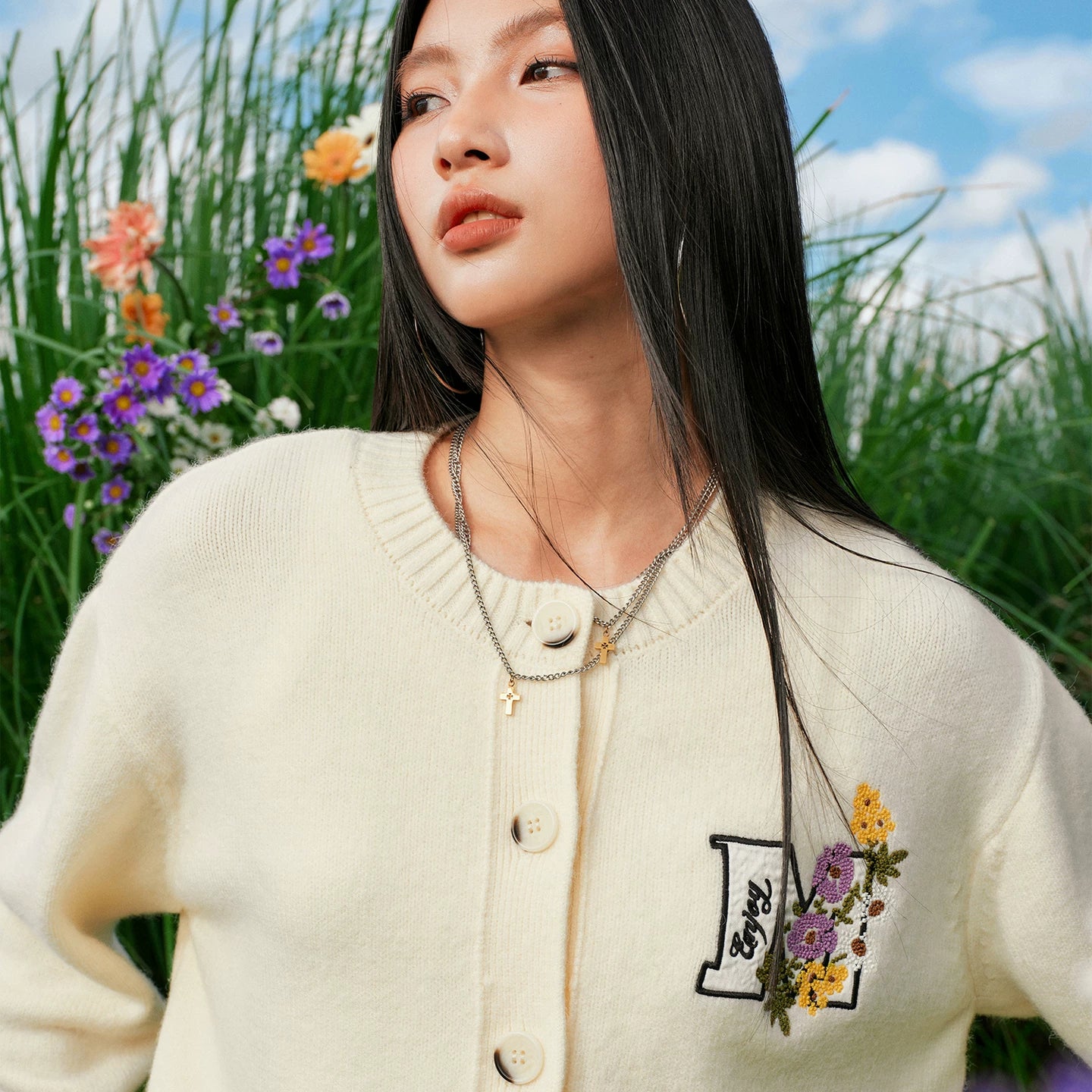 MEDM line floral embroidery casual cardigan sweater for spring and autumn men and women lazy loose couple knit sweater jacket