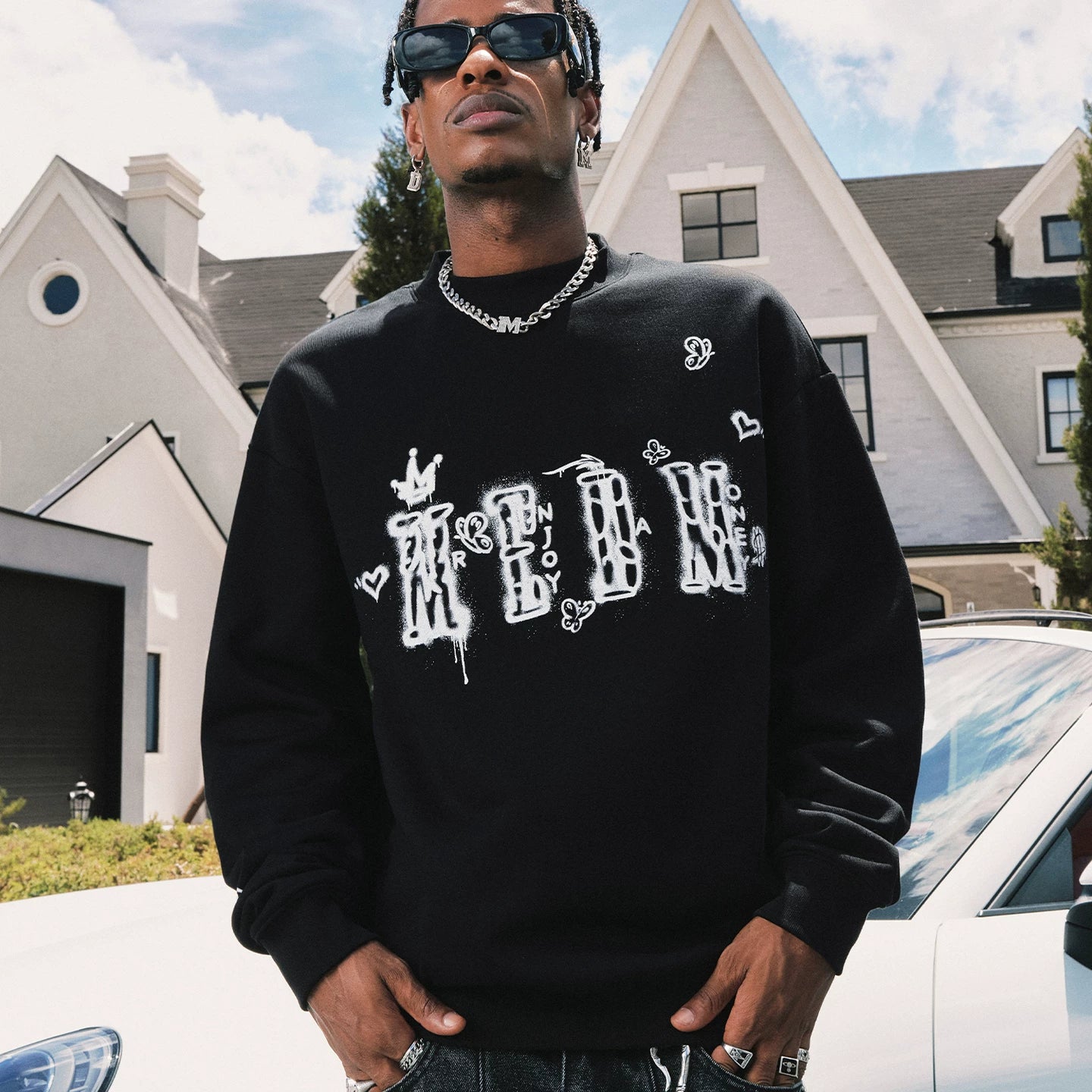 MEDM Graffiti Printed Logo Casual Round Neck Hoodie Autumn/Winter American Street Color Contrast Plus Velvet Couple Top