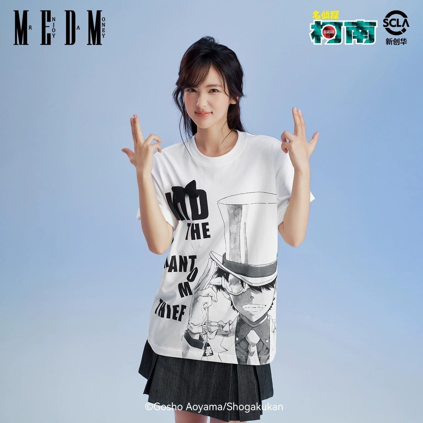 MEDMx Detective Conan co branded black and white anime portrait print casual short sleeved basic versatile couple T-shirt
