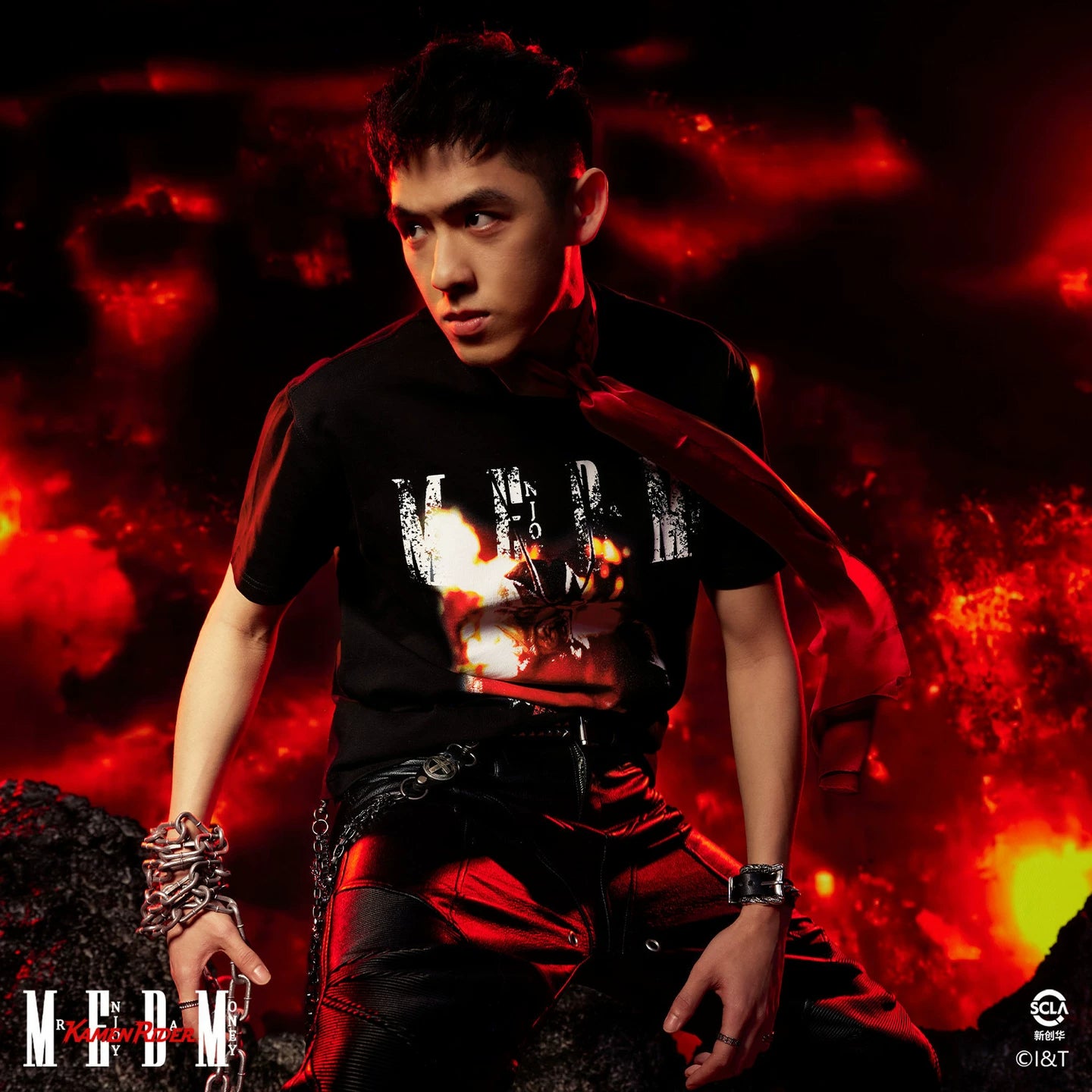 MEDMx Kamen Rider Collaboration - True Me Flame Printed Casual Round Neck Short Sleeve Men's Loose Cotton T-shirt Summer