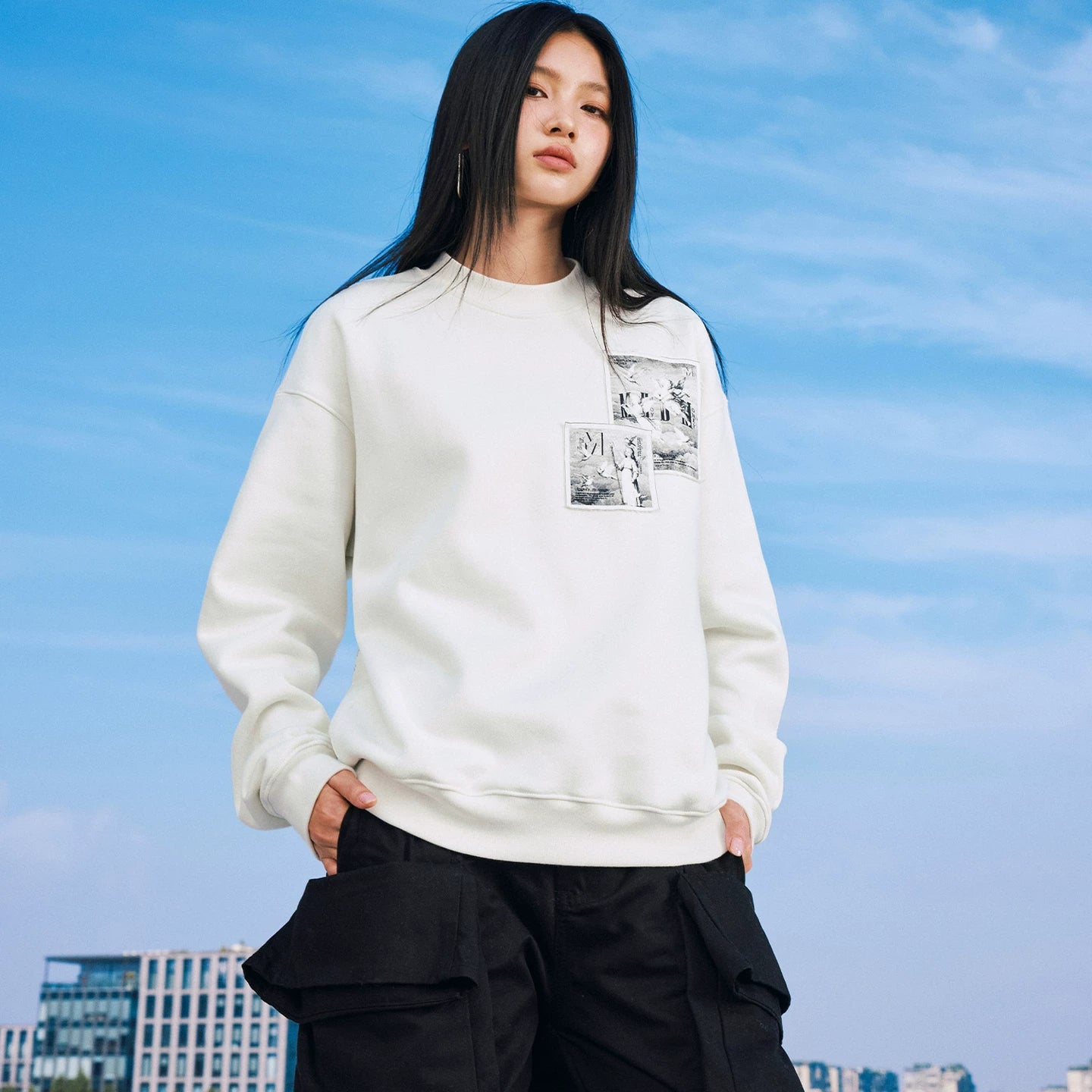 MEDM Personalized Angel Letter Printed Fabric Casual Round Neck Velvet Hoodie American Couple Hoodie Autumn