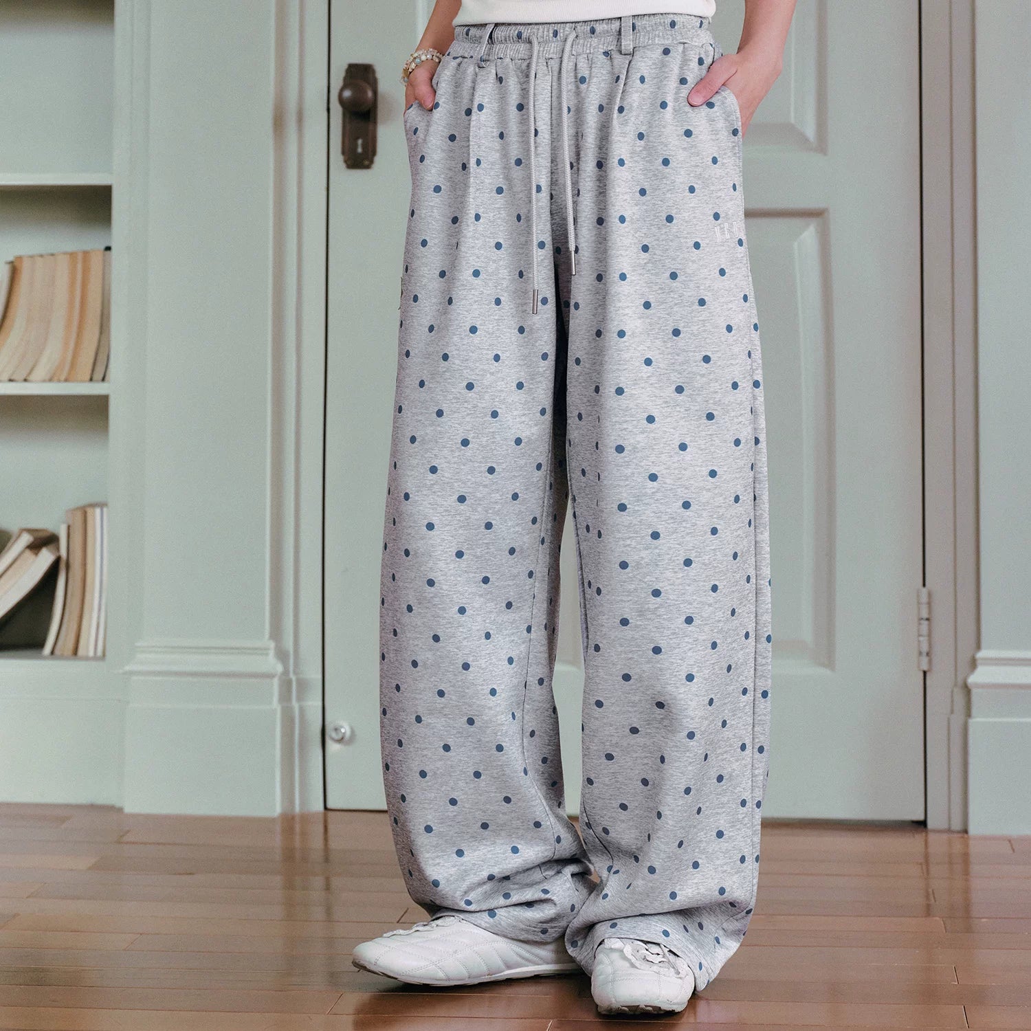 MEDM Wave Dot Star Sticker Leather Cool Air Layer Casual Bathroom Pants High Waist Wide Legs Loose Drawstring Straight Leg Pants Trendy