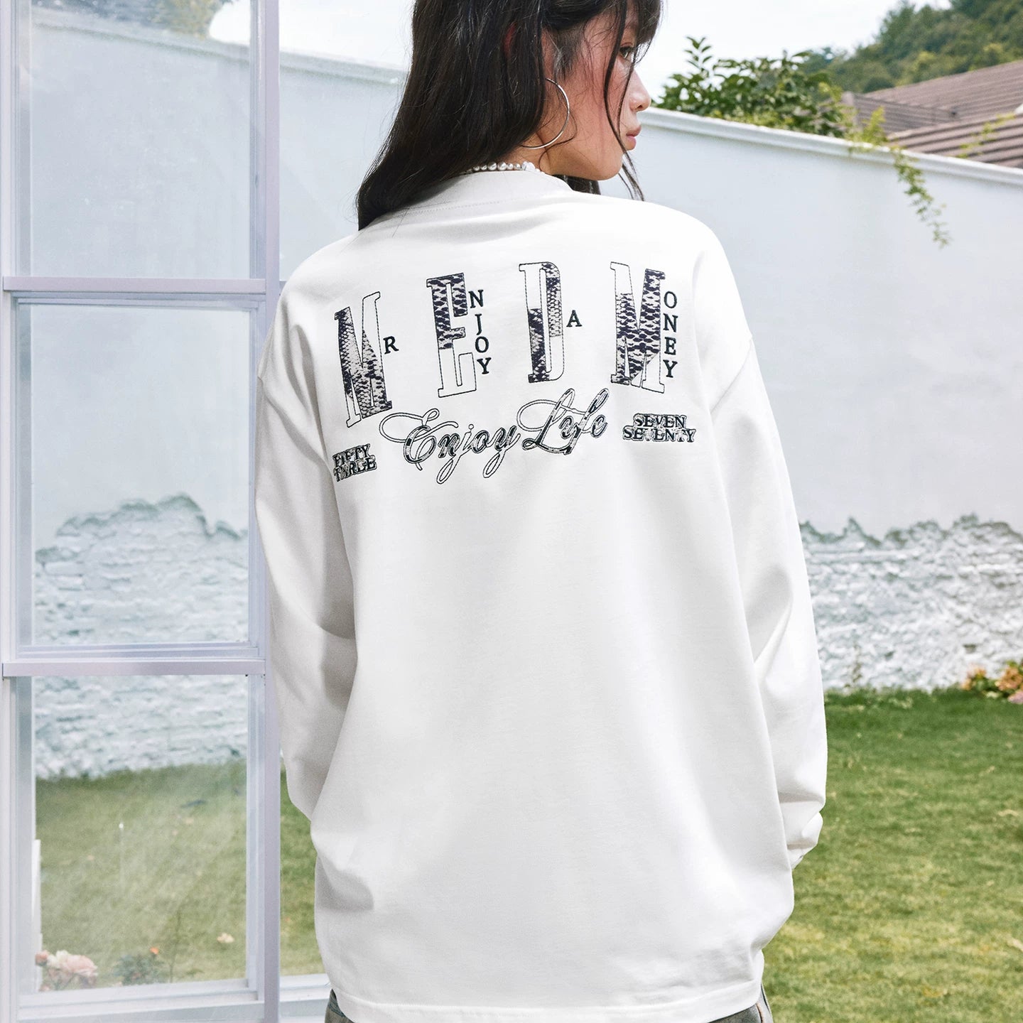 MEDM2025 new product solid color sticker animal pattern suede ant thread casual long sleeved T-shirt round neck base shirt top