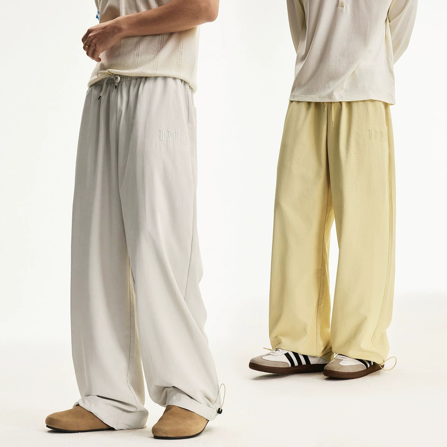 MEDM solid color simple wide leg casual loose straight tube paratrooper pants with side drawstring versatile commuting floor pants for men