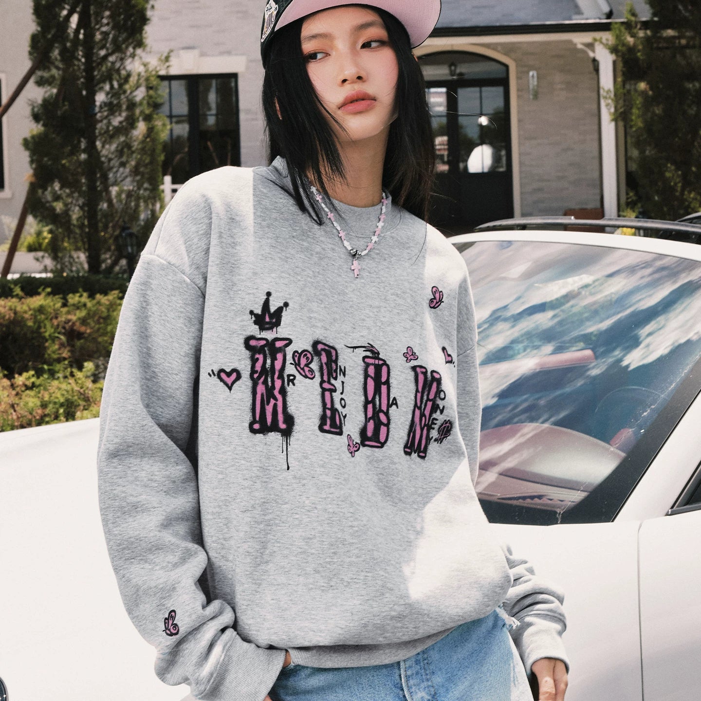MEDM Graffiti Printed Logo Casual Round Neck Hoodie Autumn/Winter American Street Color Contrast Plus Velvet Couple Top