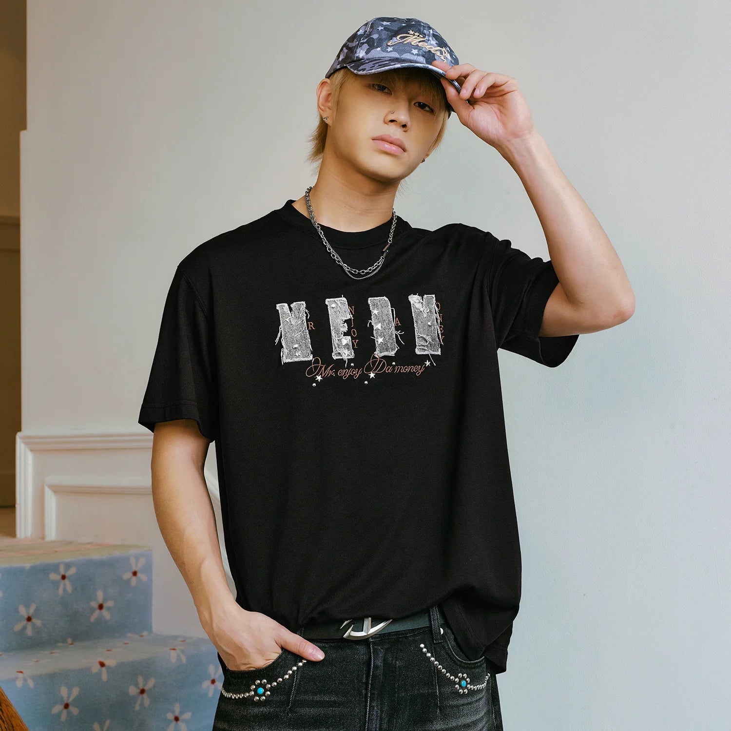 MEDM Retro Cowboy Patchwork Embroidered and Blanched Alien Diamond Casual Round Neck T-shirt Trendy Versatile Loose Couple Short Sleeve Summer