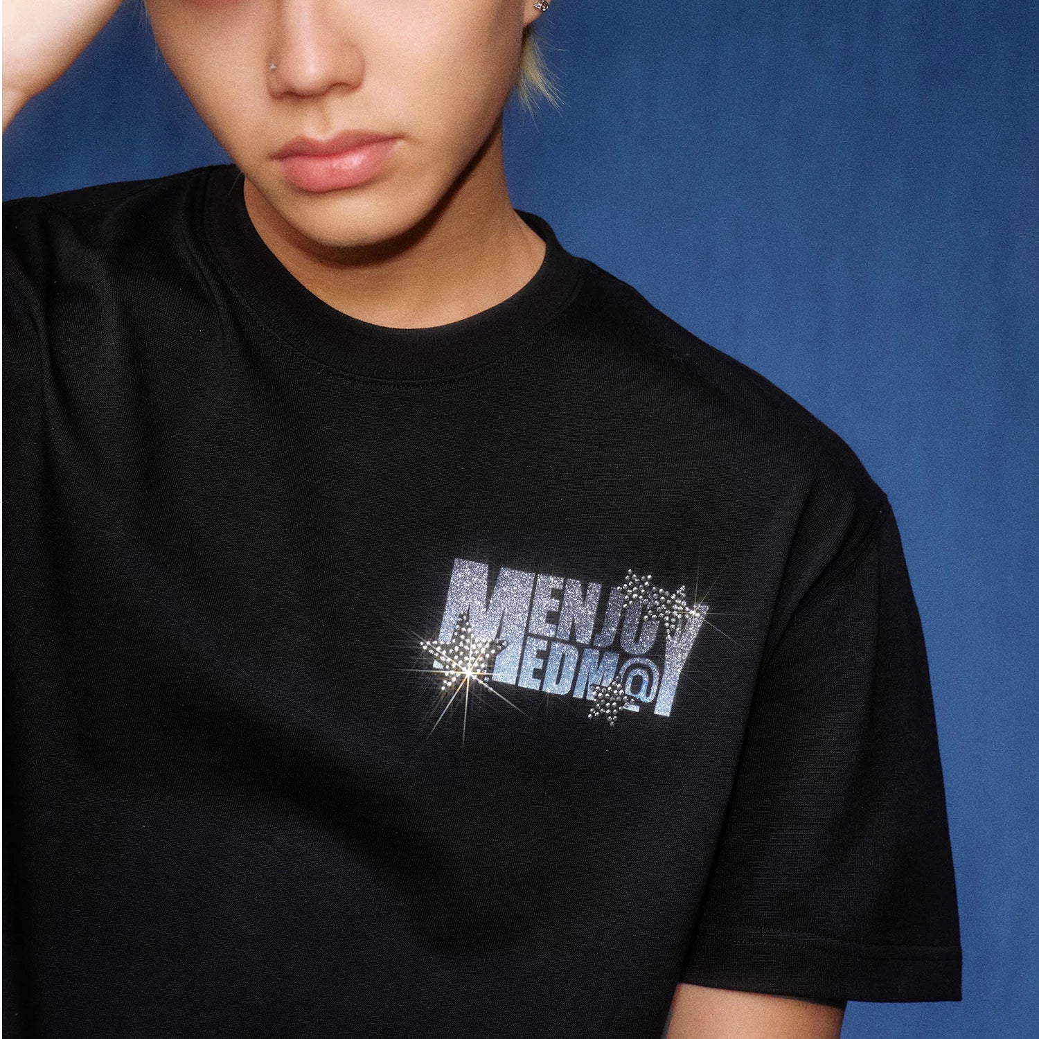 MEDM Star Sparkling Pink Hot Diamond Micro Wide Shoulder Casual Short Sleeve American High Street Relaxation Loose Couple T-shirt Summer